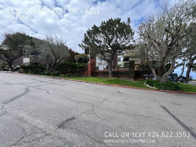 Building Photo - 6526 Ocean Crest Dr