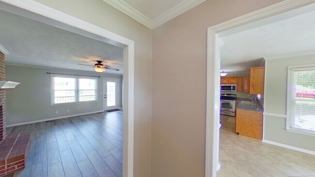 Building Photo - 867 Flintwood Rd