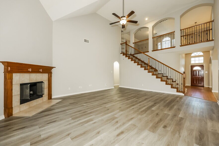 Building Photo - 301 Cold Water Dr