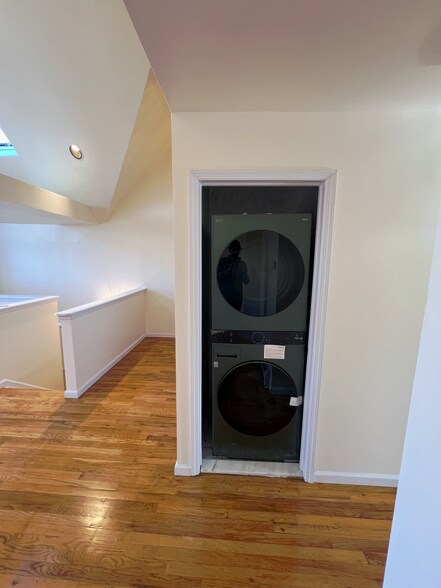 Building Photo - 25016 41st Rd