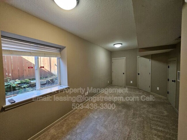 Building Photo - 6458 NE 8th Ave