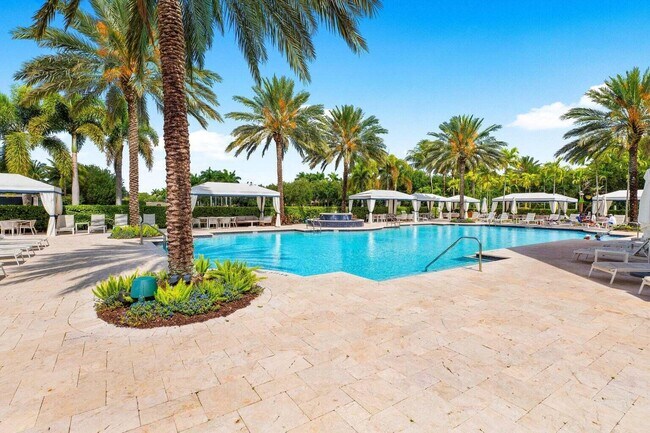 Building Photo - 16631 Chesapeake Bay Ct