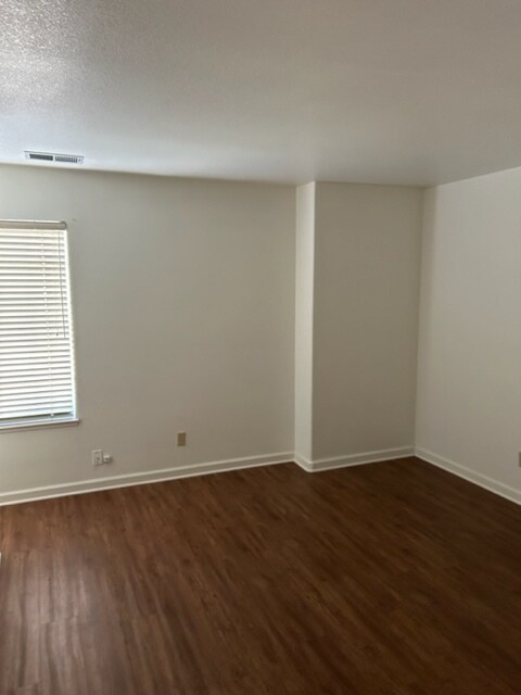 Building Photo - 4450 Sturgeon Rd