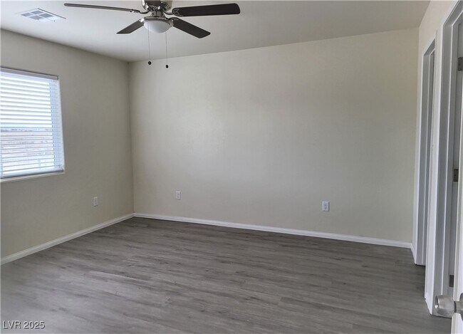 Building Photo - 1901 Bighorn St