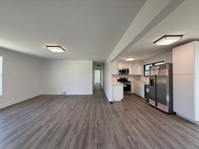 Building Photo - 8418 Meadowbrook Dr
