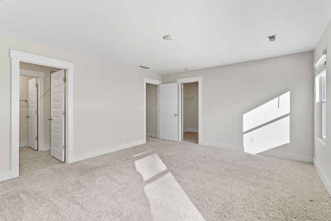 Building Photo - Modern 3BR/2.5BA Townhome in luxurious Village at Chapel Green! $2250/mo rent***