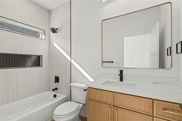 Building Photo - 1322 Fletcher St