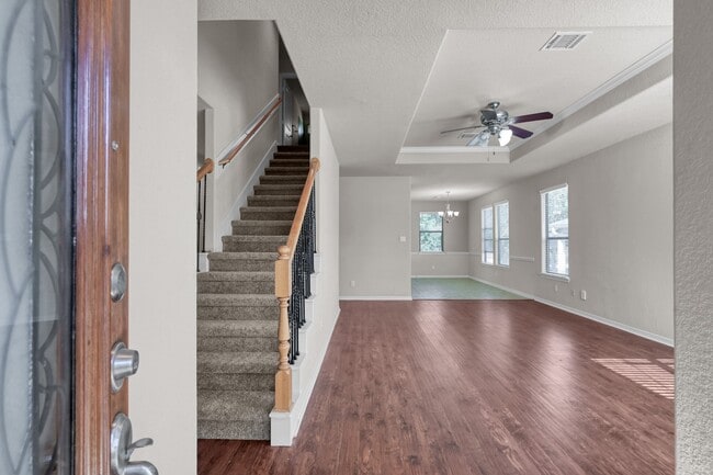 Building Photo - 130 April Cove