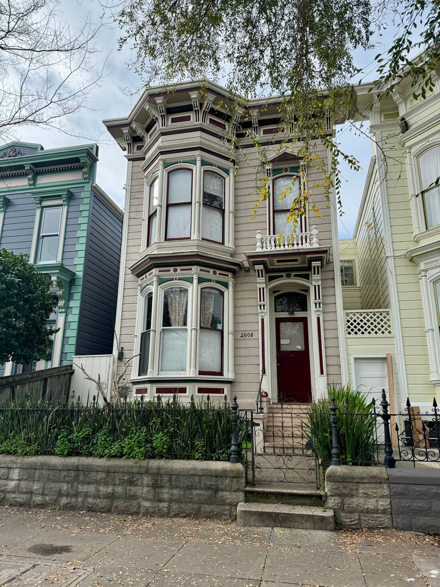 Building Photo - 2908 Folsom St