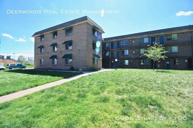 Building Photo - 6985 Stuart St