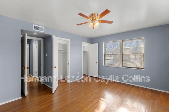 Building Photo - 7249 Pasadena Blvd