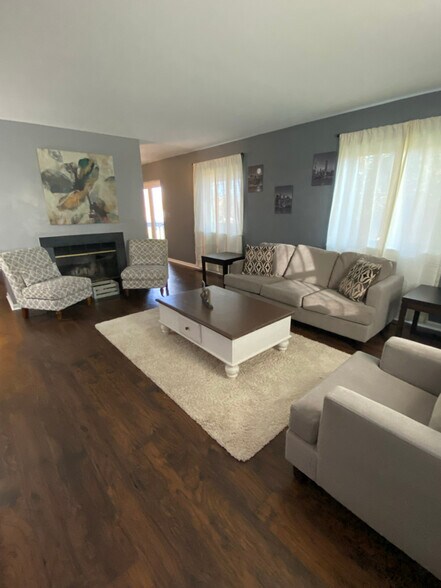 Building Photo - 103 Paladin Dr