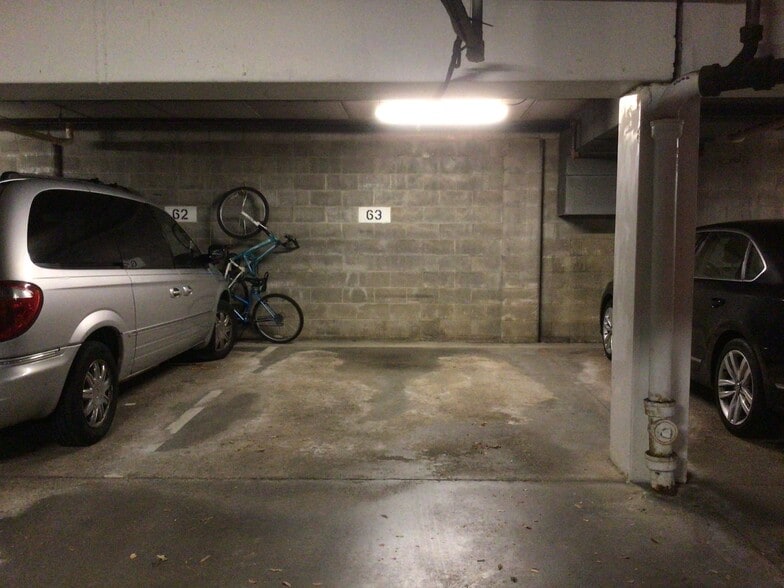 Heated Underground Garage - 2800 Hillsboro Ave N