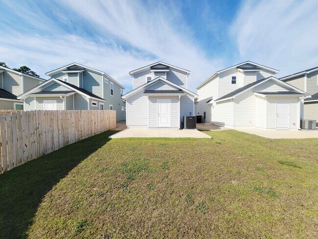 Building Photo - 1367 Landon Hills Dr