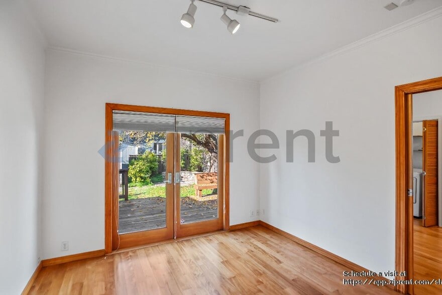 Building Photo - 4151 Manila Ave