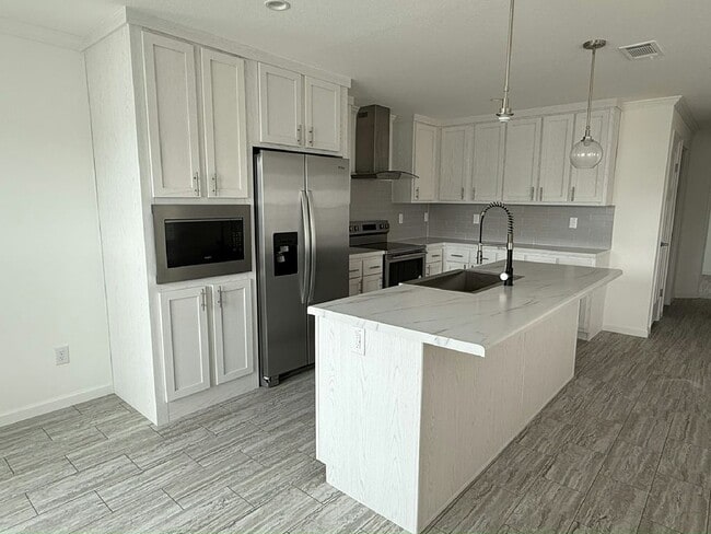 Building Photo - 3515 Campari Dr