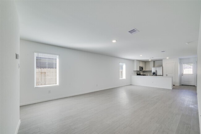 Building Photo - 1754 W Stroker Rd