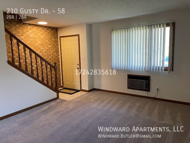 Building Photo - 210 Gusty Dr