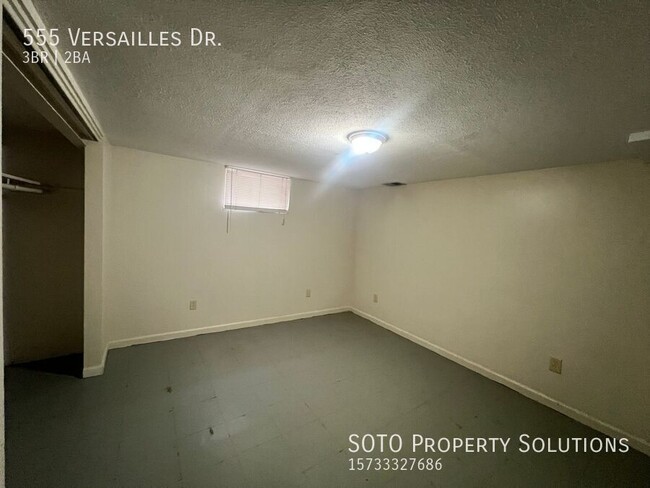 Building Photo - 3 BD / 2 BA