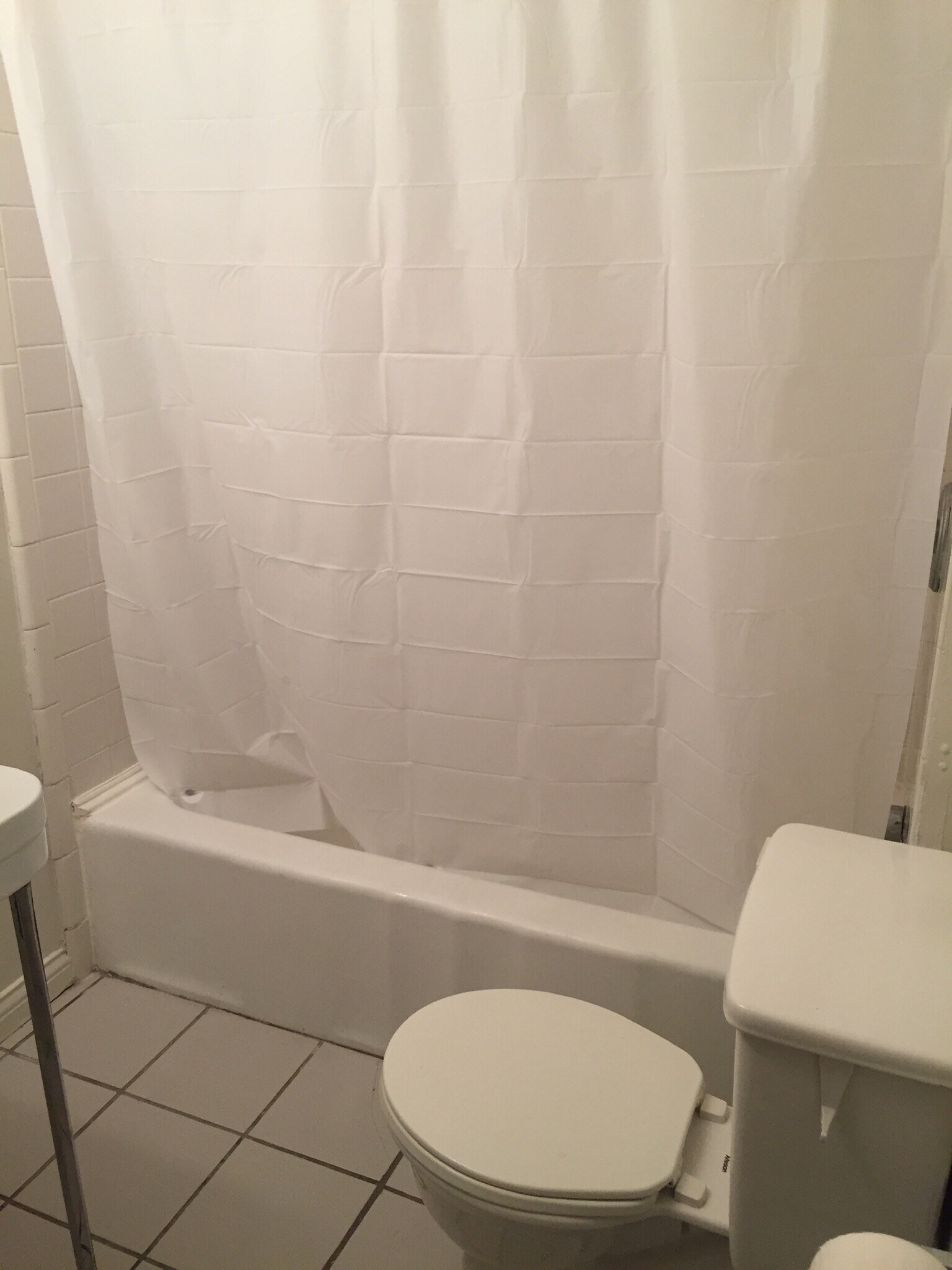 Building Photo - 325 Oldham Ave