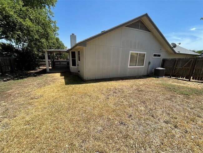 Building Photo - 219 Crystal Knoll Blvd
