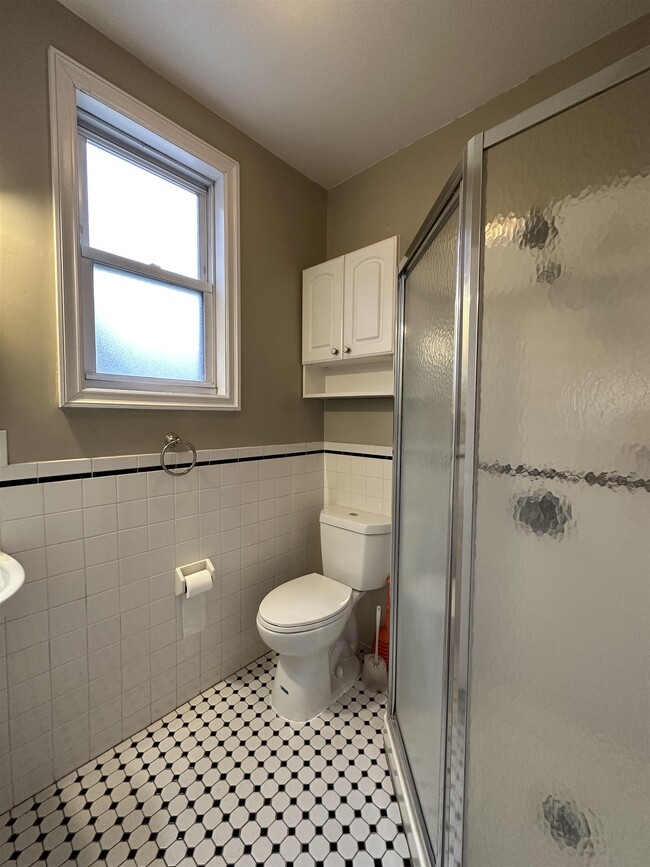 Building Photo - 203 Ogden Ave.