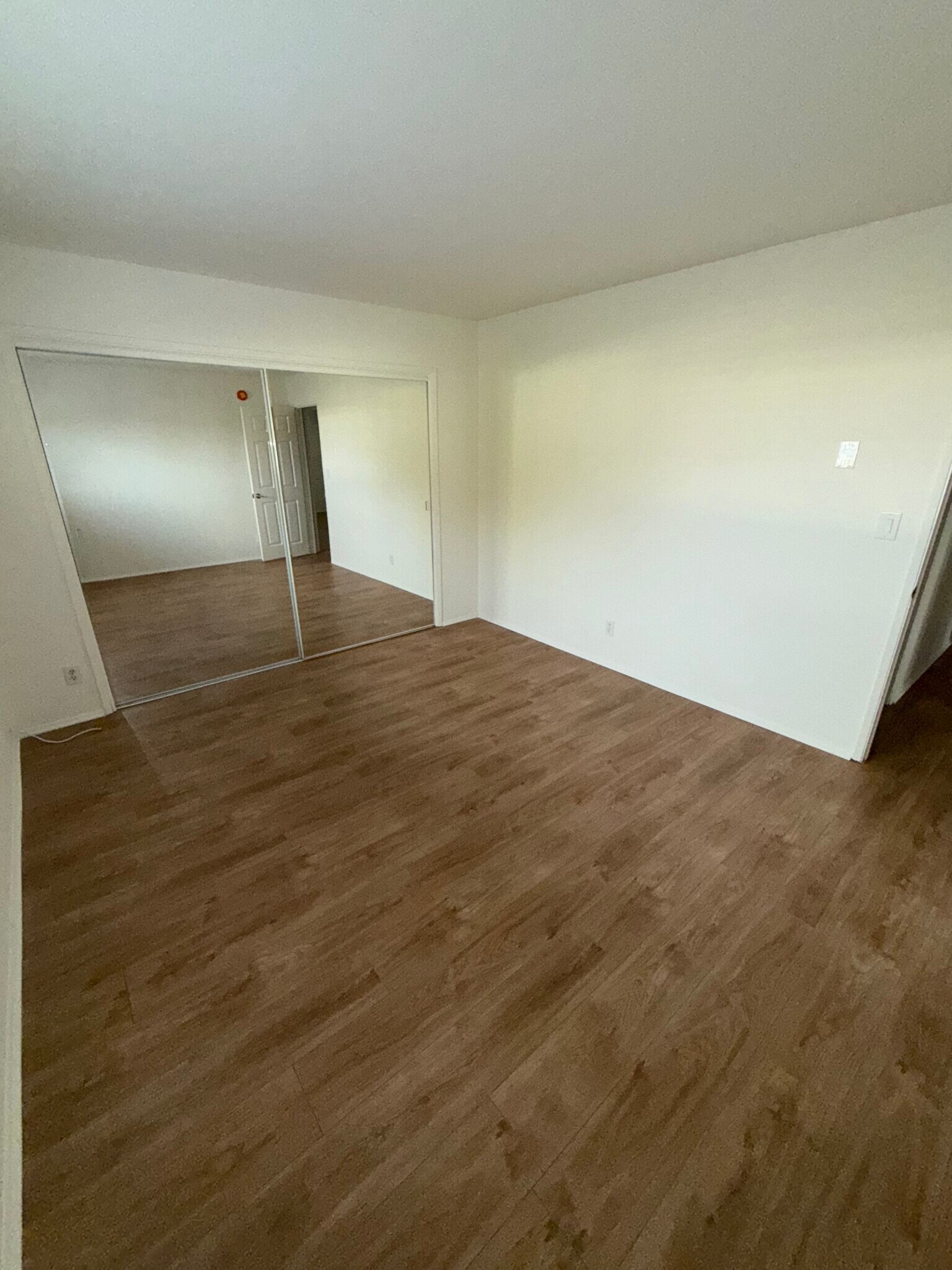 2ND BED - 1845 Corinth Ave