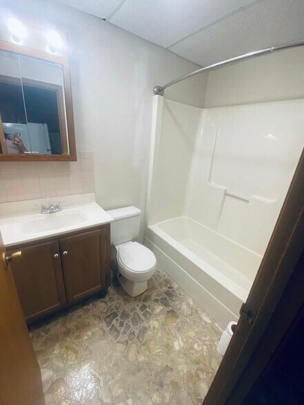 Building Photo - 101 Pelican Dr