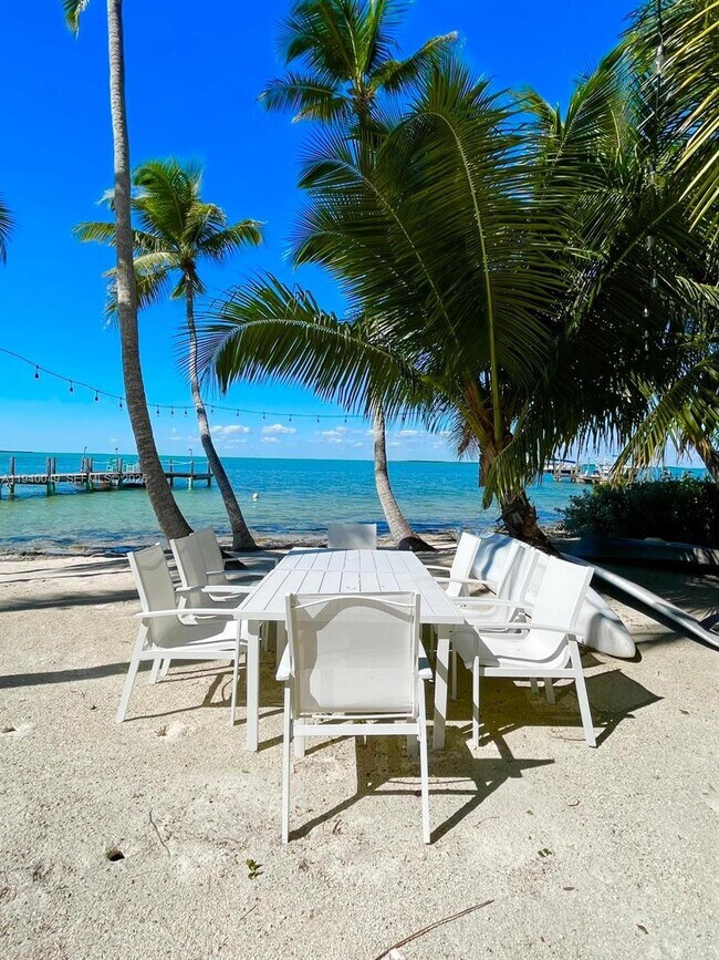 Building Photo - 96180 Overseas Hwy