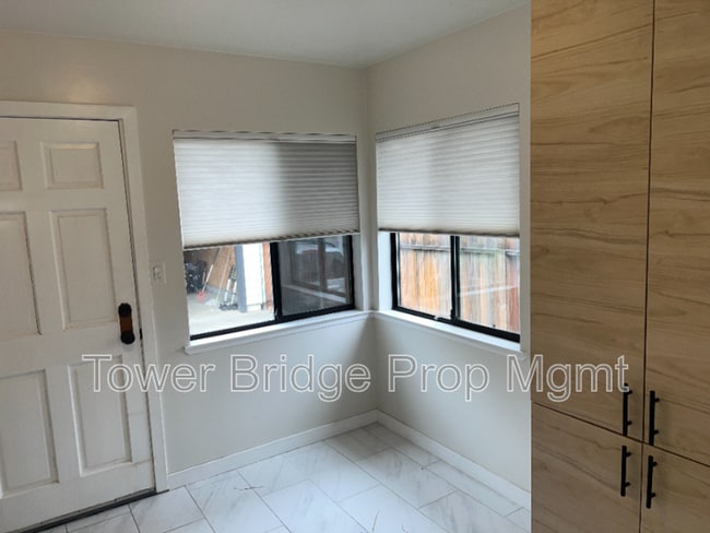 Building Photo - 5724 Callister Ave