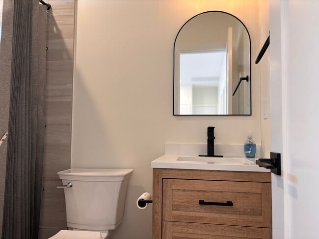 Building Photo - Brand New 2 Bedrooms 2 full baths home, AD...