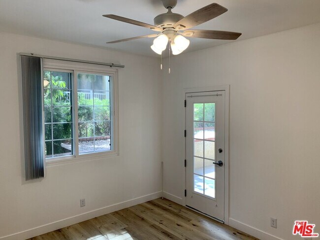 Building Photo - 8505 Gulana Ave