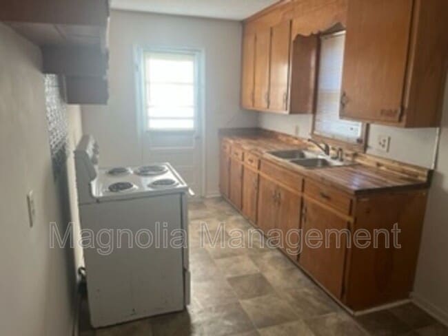 Building Photo - 248 Gholson Ave