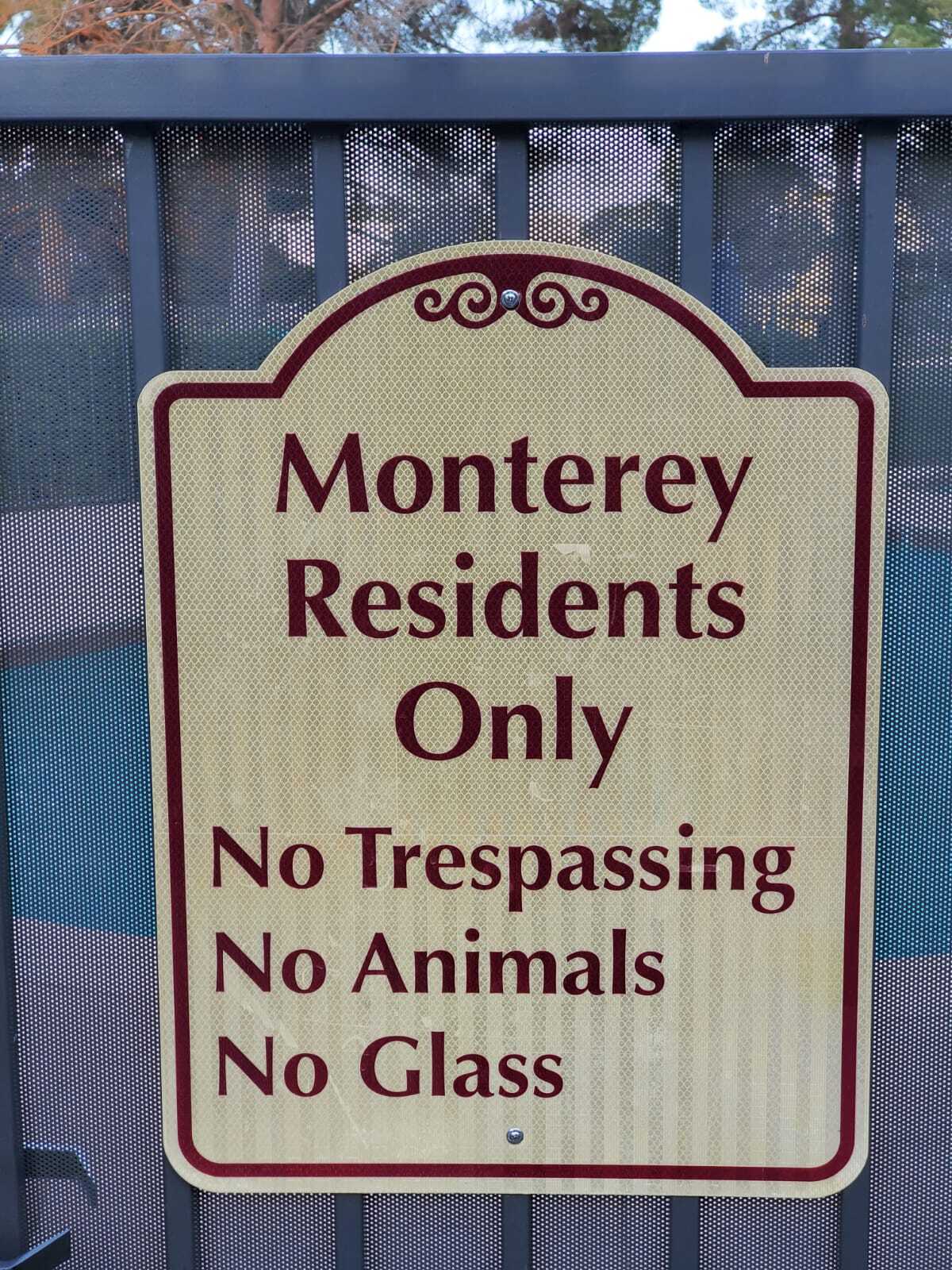 Building Photo - 746 Oakmont Ave