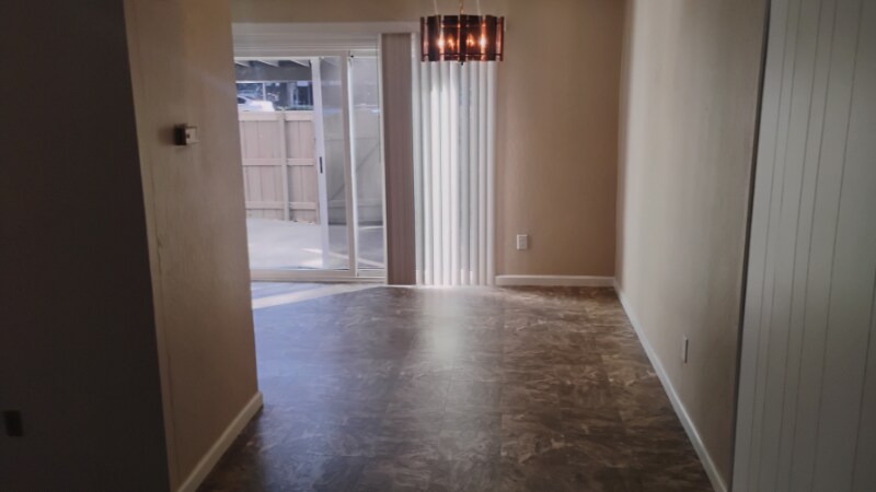 Building Photo - 8732 Woodman Way