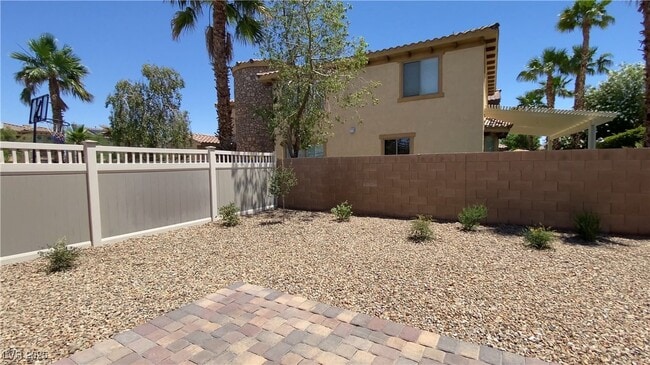Building Photo - 1000 Aspen Cliff Dr