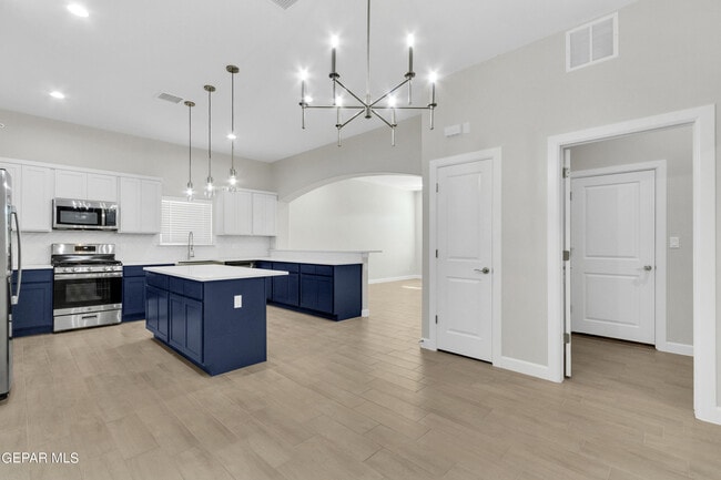 Building Photo - 13931 Sky Harbor Ave