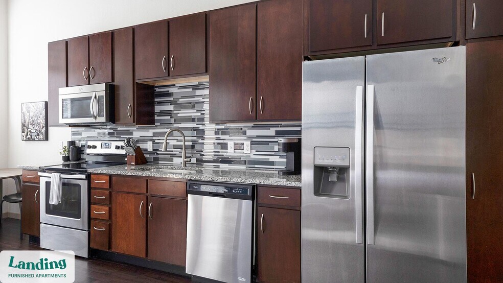 Building Photo - 1550 N Raleigh St