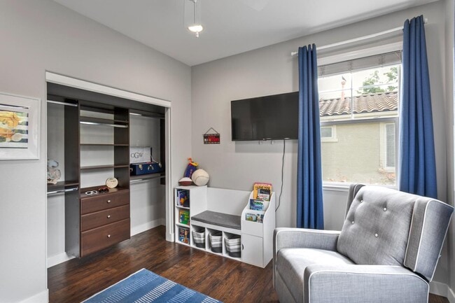 Building Photo - 2107 Gullane Way