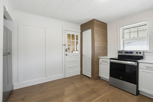 Building Photo - 3 Bedroom Newly Renovated Home in Central SC