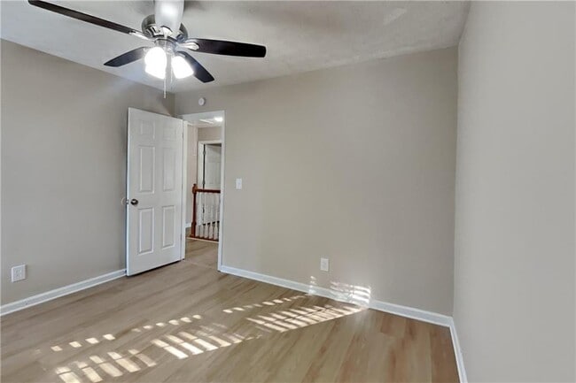 Building Photo - 2929 Sentinel Cir