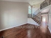 Building Photo - 499 N 200 W