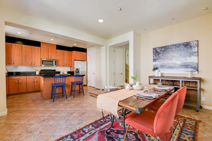 Building Photo - 6541 Bantry Bay St