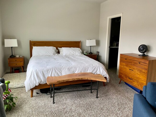 Building Photo - Beautiful 3 bed/ 2.5 bath Townhome in Berthoud