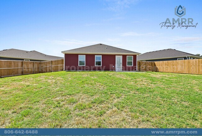 Building Photo - 300 Honeybee Ave