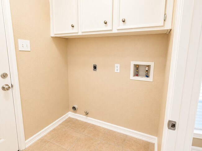 Building Photo - 2507 Ciderwood Dr