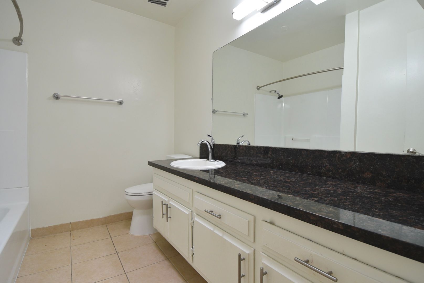 Building Photo - 5036 Coldwater Canyon Ave
