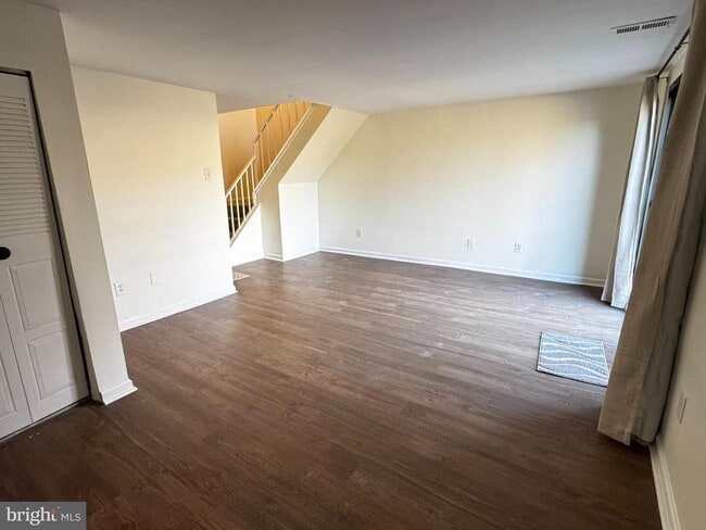 Building Photo - 3179 Burnley Pl