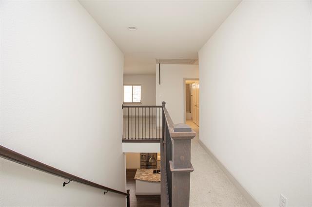 Building Photo - 6337 Saddlebrook Way