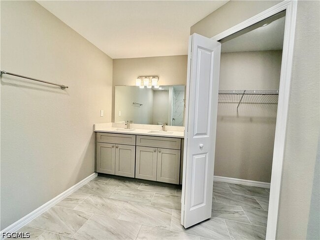 Building Photo - 2229 NW 24th Terrace